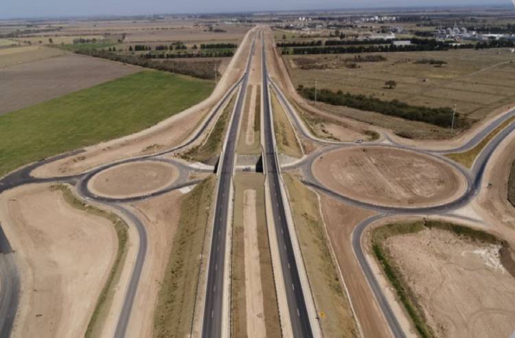 Llaryora: "Si Nación no termina la autopista de la ruta 19, pediremos su traspaso para finalizarla"
