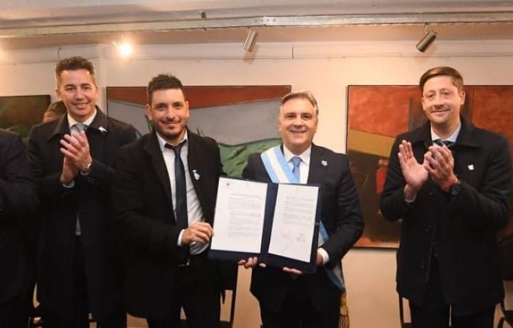 Llaryora anunció que Río Tercero tendrá una sede de la Universidad Provincial