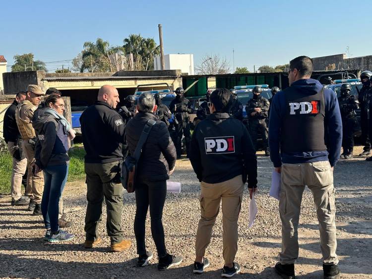 Por robos en zona rural de Freyre realizan allanamientos en la región  y recuperan elementos 