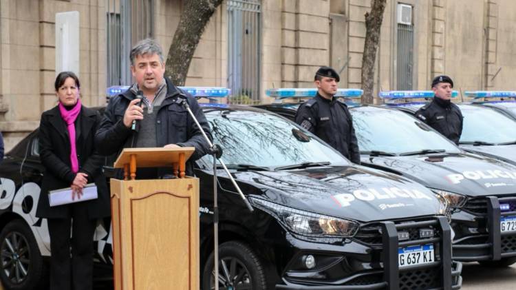 Frontera recibe al ministro de Justicia y Seguridad santafesino 