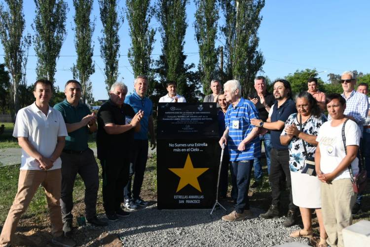 San Francisco inauguró el memorial "Estrellas Amarillas" 