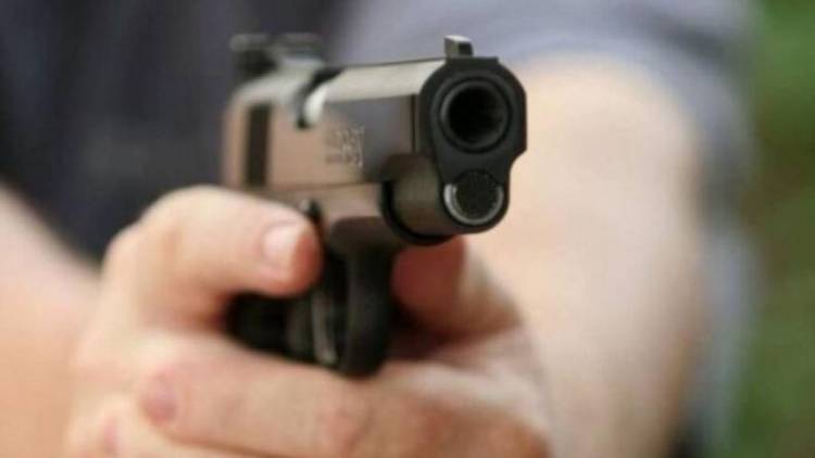 Roban a mano armada a una mujer en Frontera 