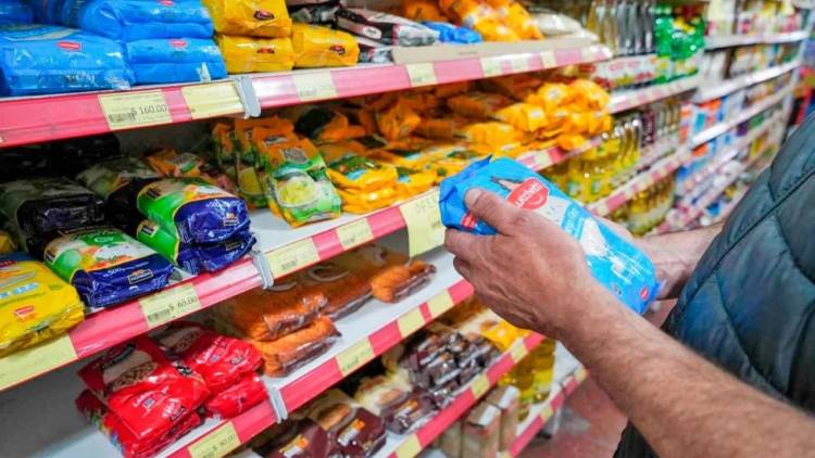 Desde este miércoles 1 de enero los grandes comercios deberán detallar los impuestos en sus tickets