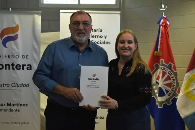 Frontera: nueva entrega de escrituras