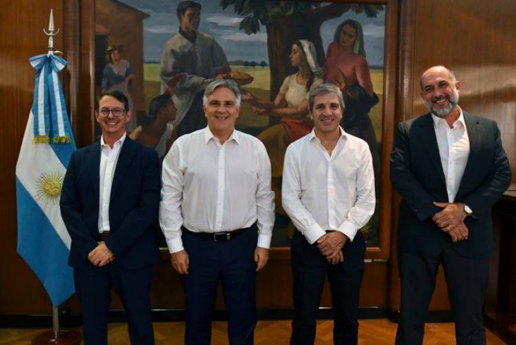 Martín Llaryora mantuvo un encuentro con el ministro Luis Caputo