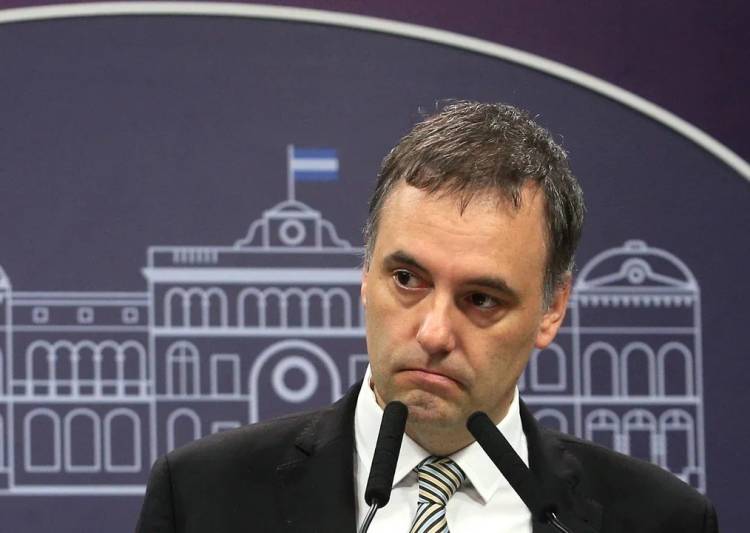 El Gobierno anunció un endurecimiento en la política migratoria