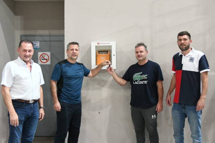Ciudad cardioprotegida: Municipio instaló un Desfibrilador Externo Automatizado en Superdomo
