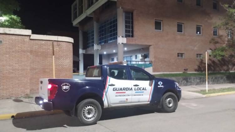 Un hombre detenido por intentar robar materiales de los Tribunales locales