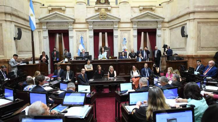Otro aumento de sueldo para los senadores: pasarán a cobrar más de $9,5 millones desde julio