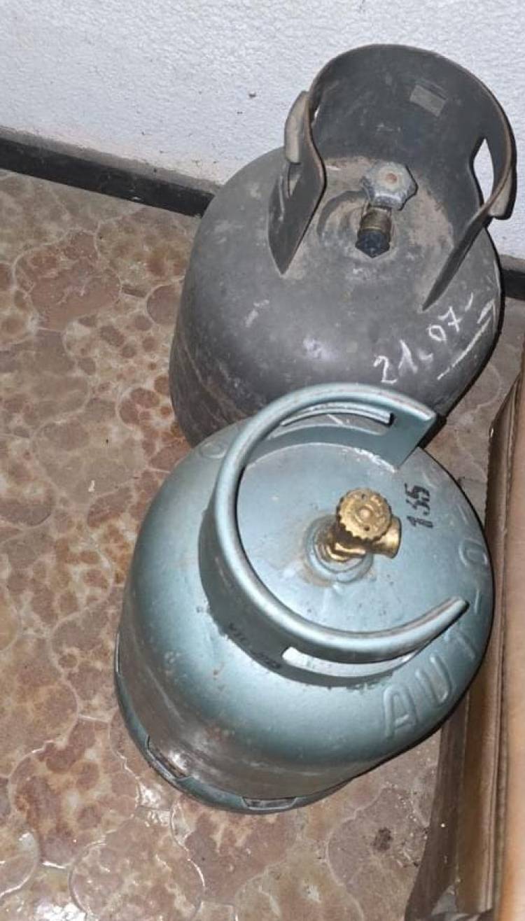 Robaron dos garrafas en calle Pueyrredón y las abandonaron durante la huida