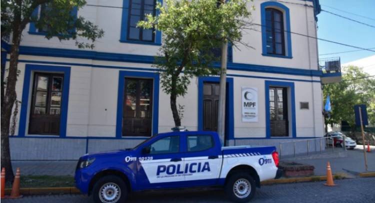Detienen a un hombre en Bº Roque Saénz Peña tras un allanamiento 