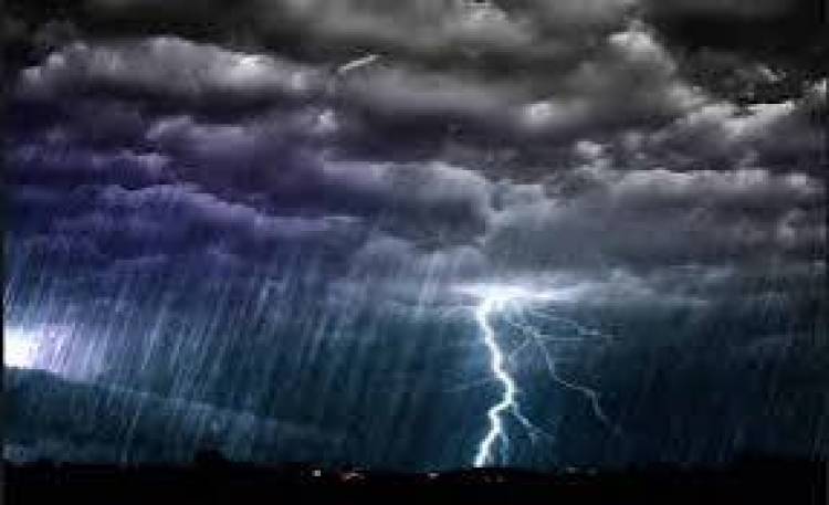La tormenta de Santa Rosa llegaría a la ciudad y la región con fuertes vientos e importante milimetraje 