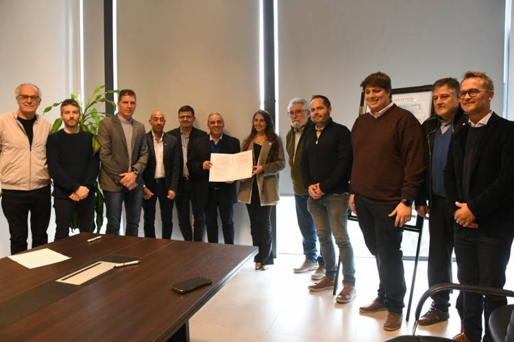 Parque Industrial: se firmó un convenio para fomentar la competitividad en las empresas