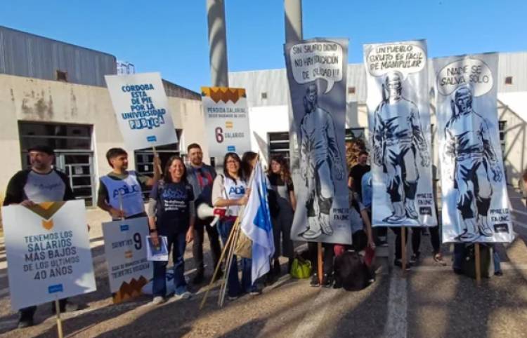 Córdoba: paro y banderazo contra el veto al Financiamiento universitario