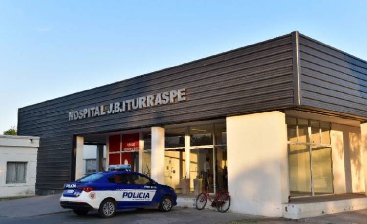 Grave accidente entre motocicletas en barrio Consolata: una mujer sufrió fractura expuesta