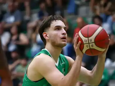 Tiago Tomatis, la gran aparición de Atenas: debut de titular, actuación deslumbrante y un legado que empieza a tomar fuerza