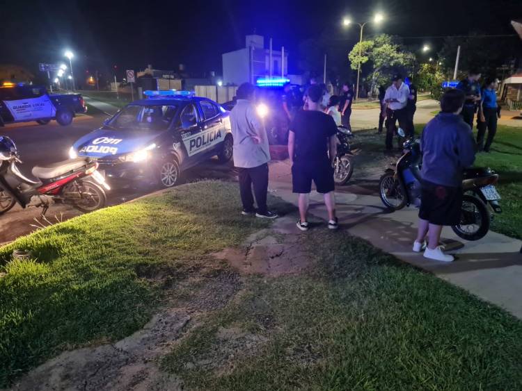 Operativo de Seguridad Vial: 2 motos retenidas en la madrugada
