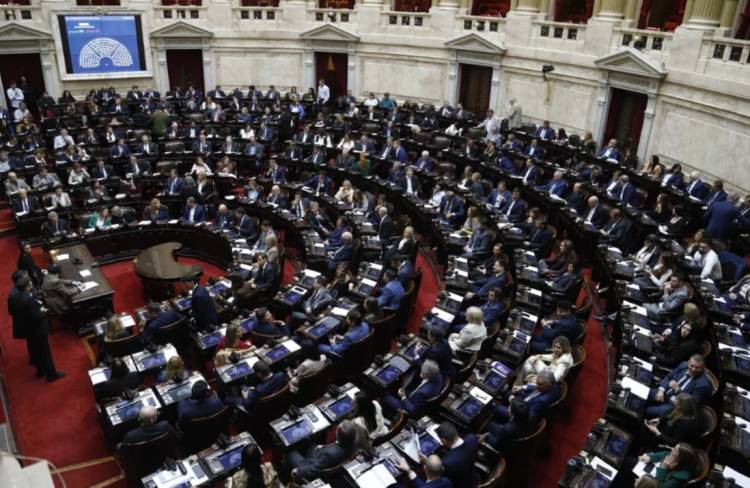 El oficialismo logró sancionar la nueva Ley de Glaciares de forma contundente