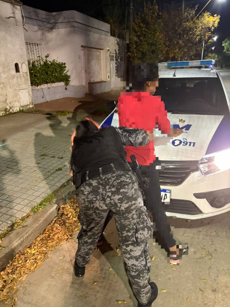 Detienen a una mujer por amenazas en un comercio de barrio Sarmiento
