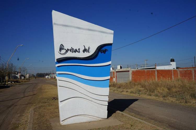 La Municipalidad lleva obras cloacales a los barrios San Francisco, Brisas del Sur y zona norte